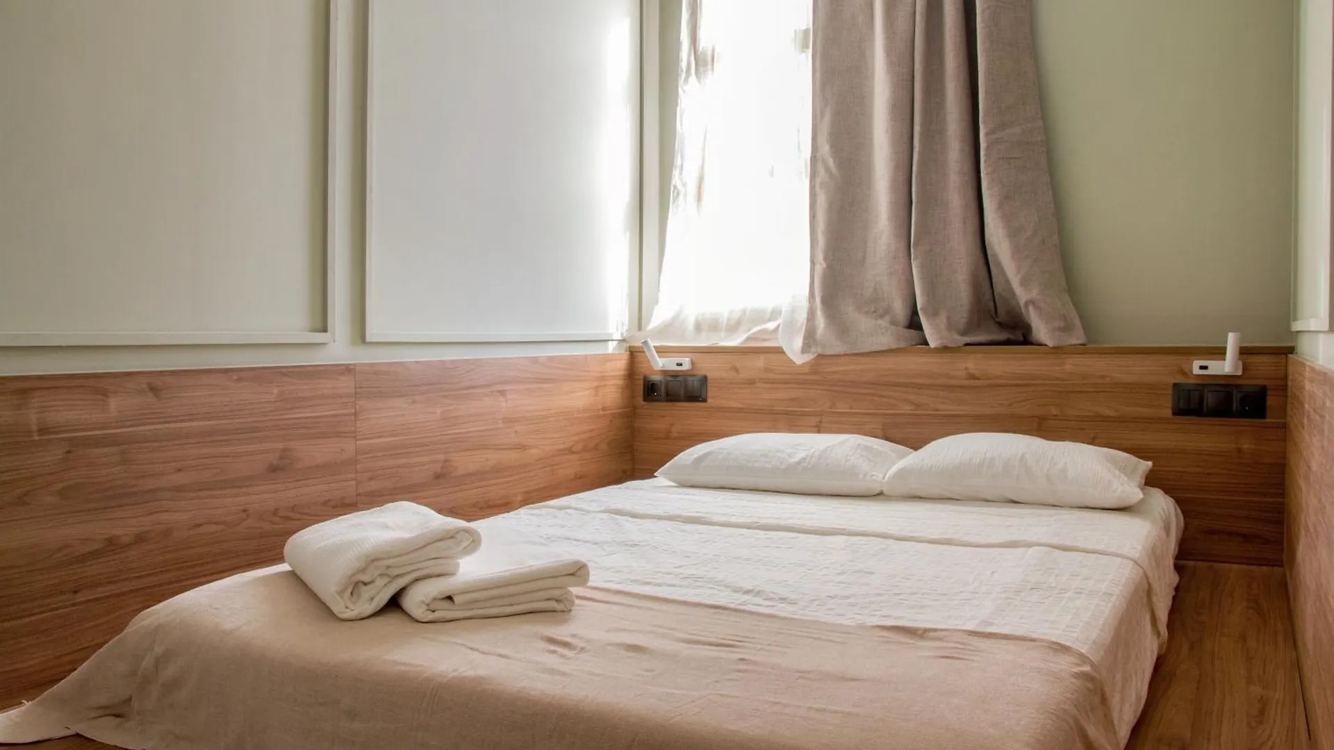 Beautiful & Comfy City Center Apartment Barcelona