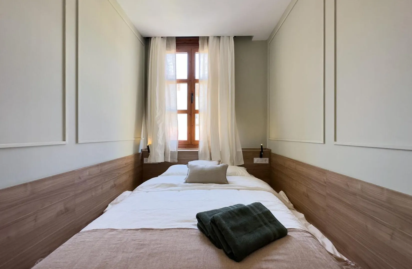 Beautiful & Comfy City Center Apartment Barcelona