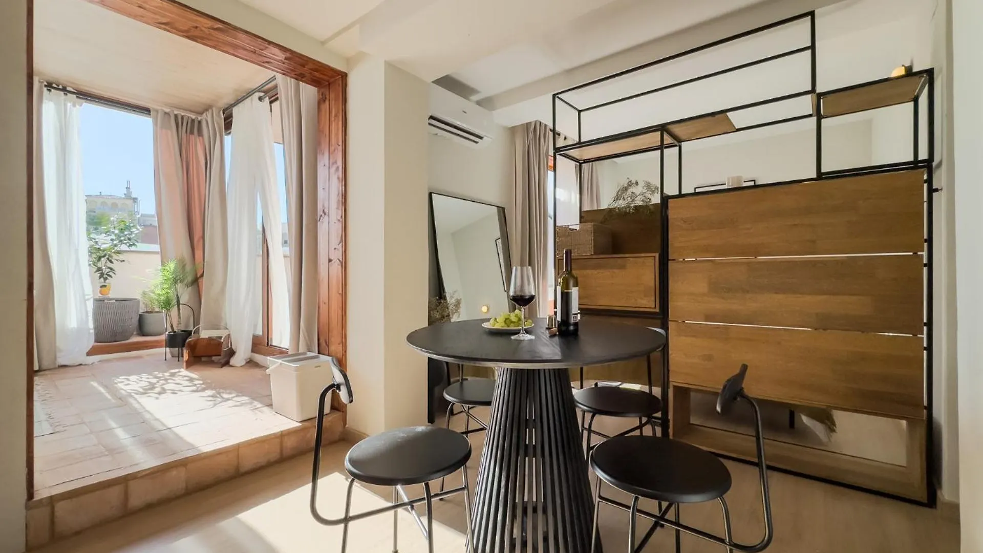 Beautiful & Comfy City Center Apartment Barcelona 0*,