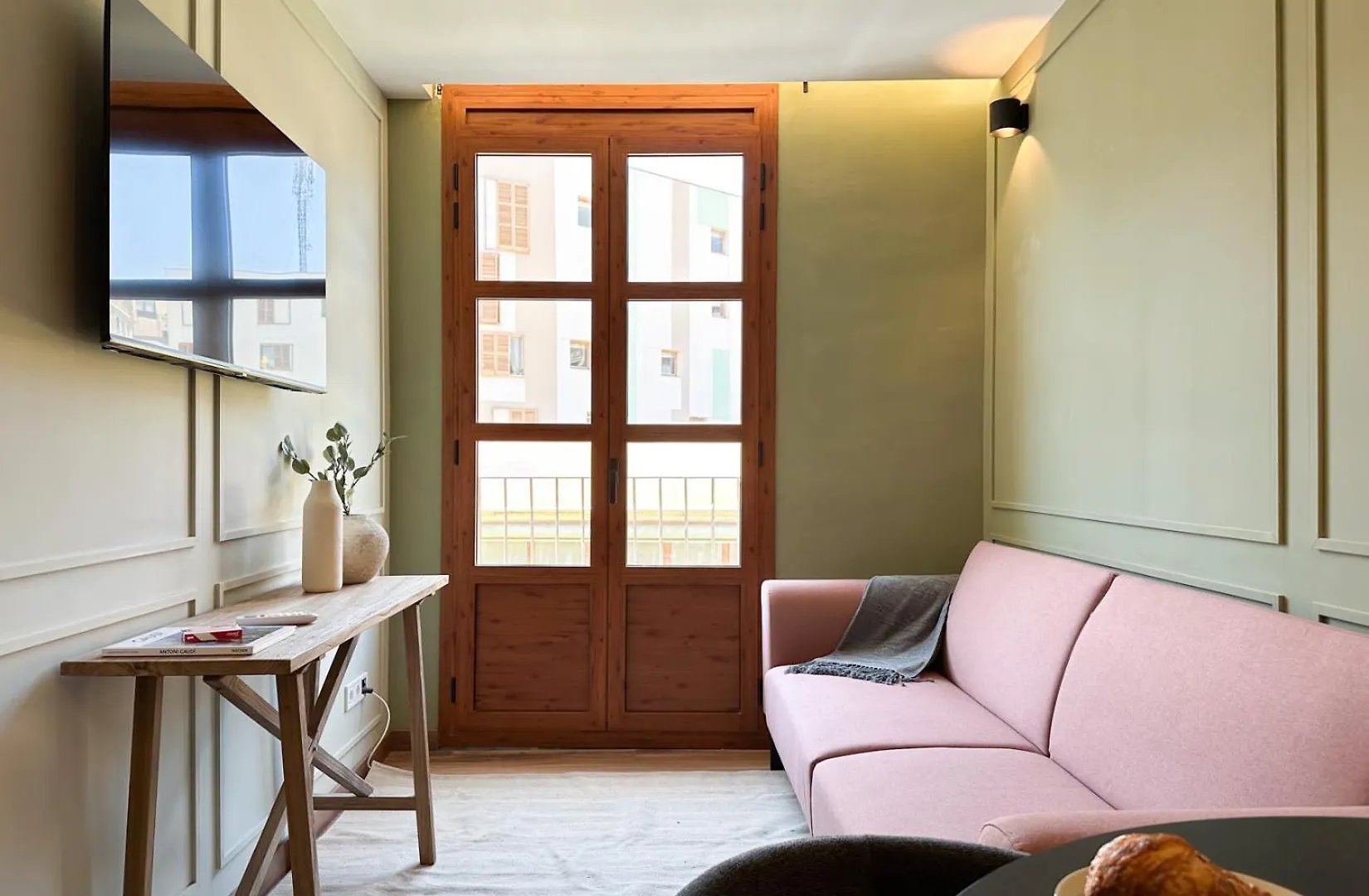 Beautiful & Comfy City Center Apartment Barcelona