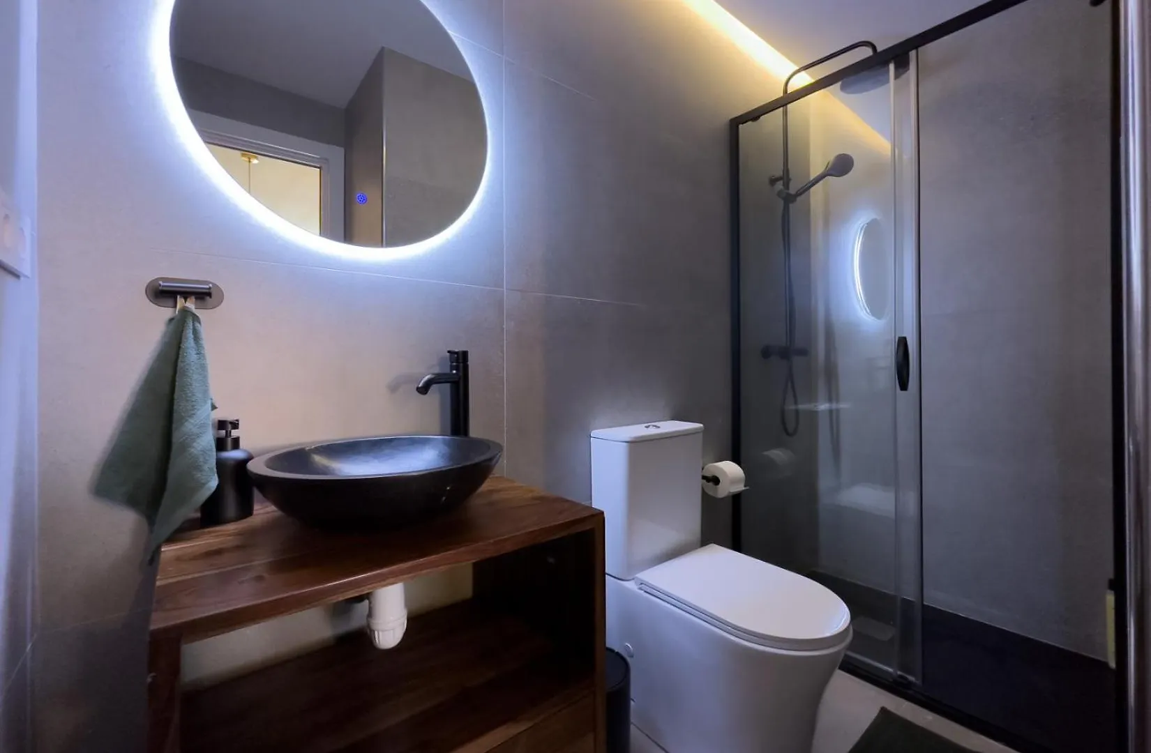 Beautiful & Comfy City Center Apartment Barcelona Spain