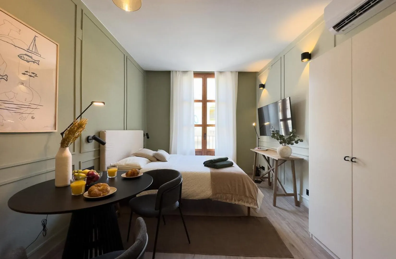 Beautiful & Comfy City Center Apartment Barcelona
