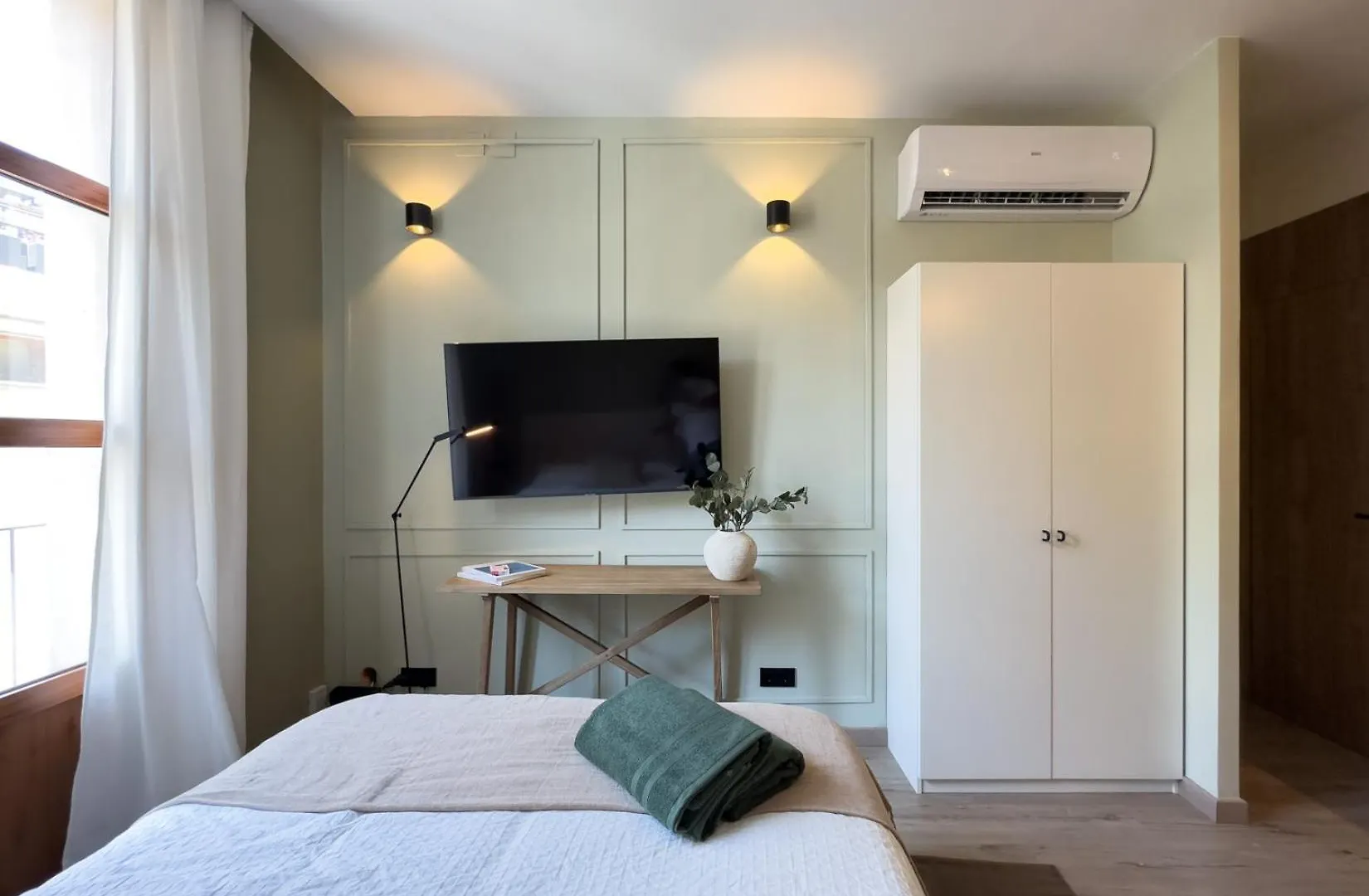 Beautiful & Comfy City Center Apartment Barcelona