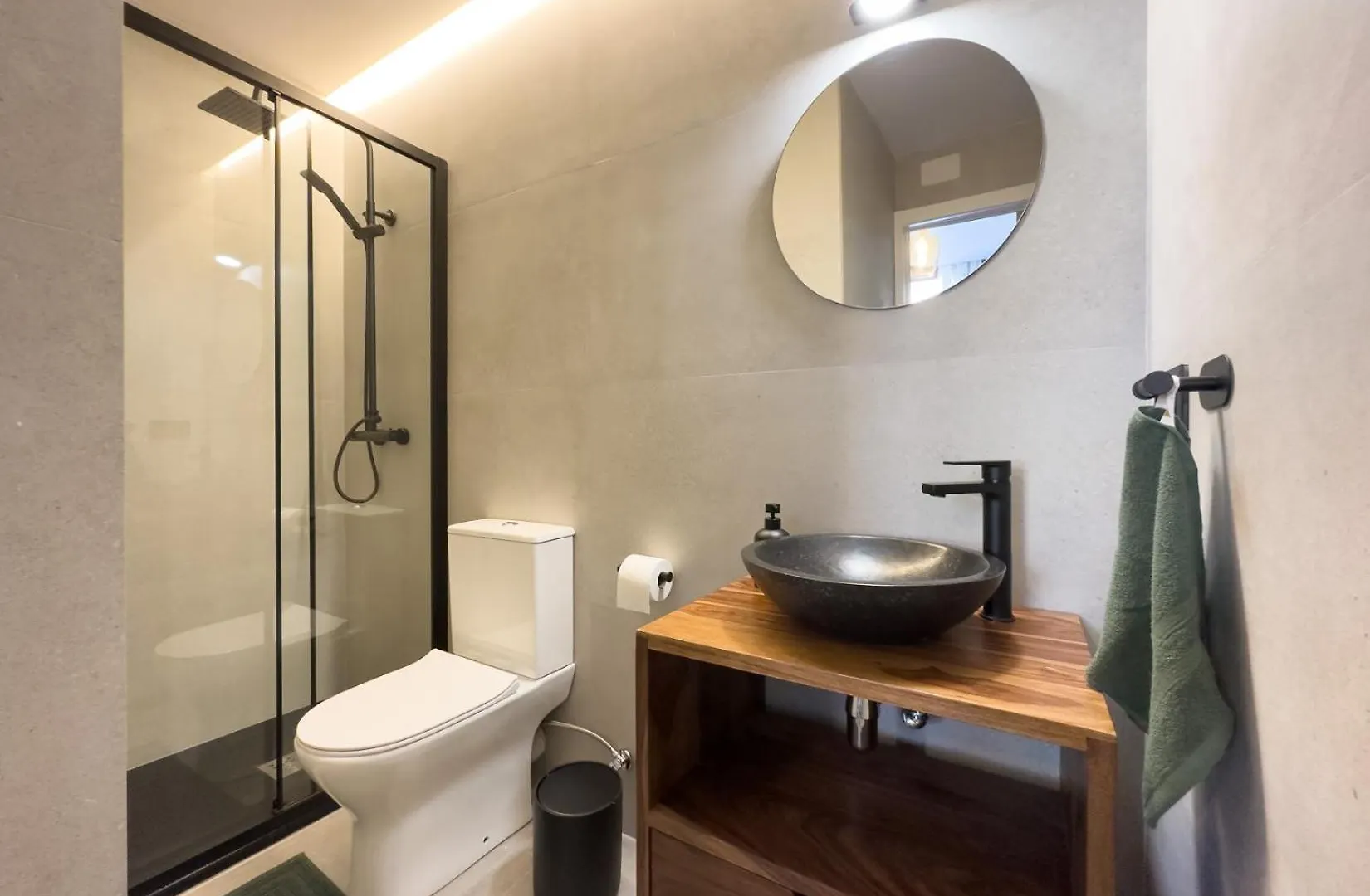 Beautiful & Comfy City Center Apartment Barcelona