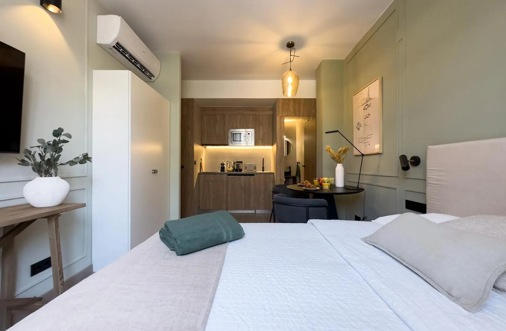 Beautiful & Comfy City Center Apartment Barcelona